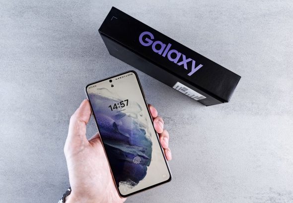 Galaxy S27 launch